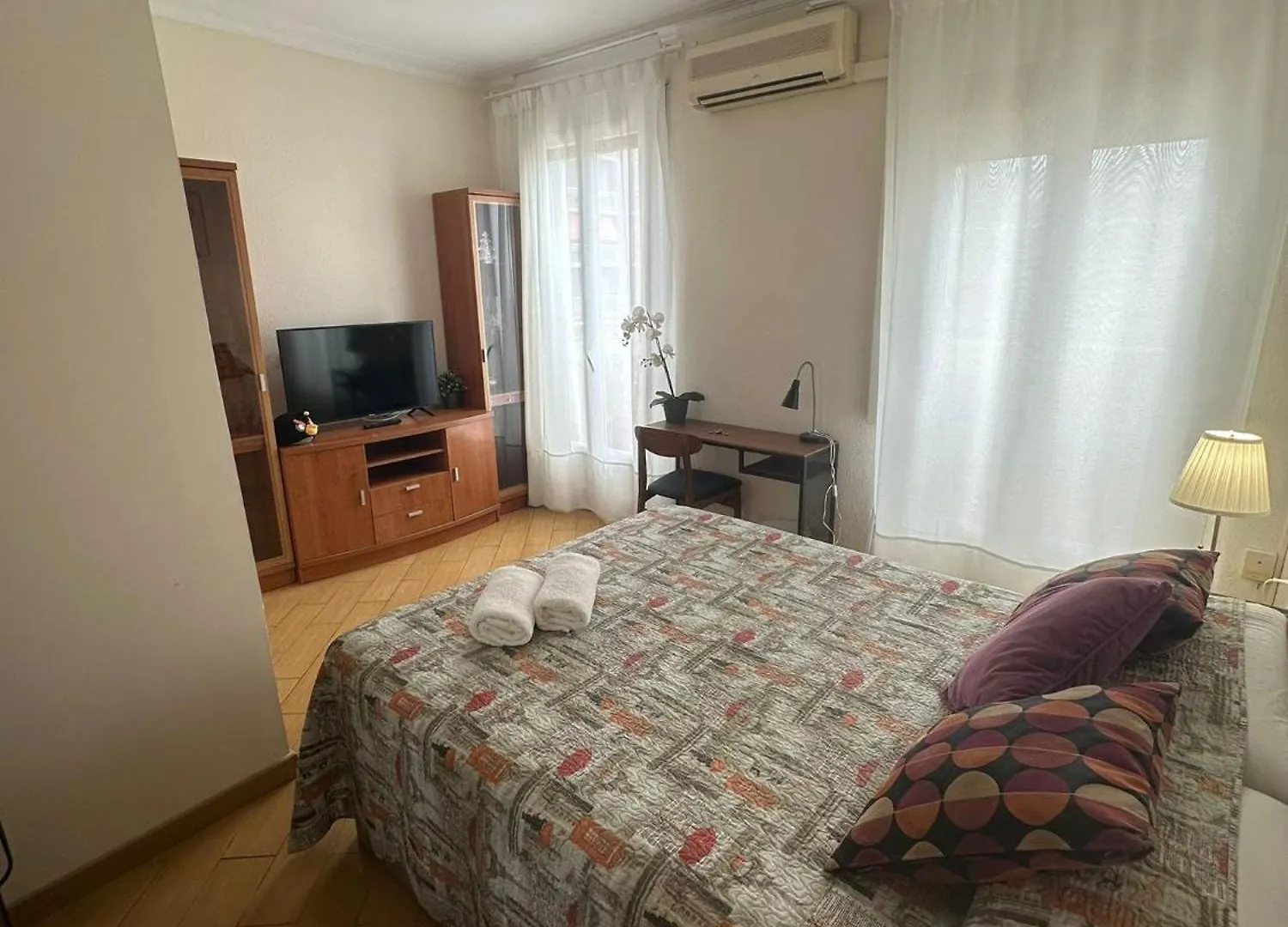 Valencia Habitaciones Barcelona Bed & Breakfast